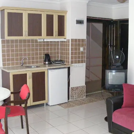 Apart Otel Antik Apart & 2*